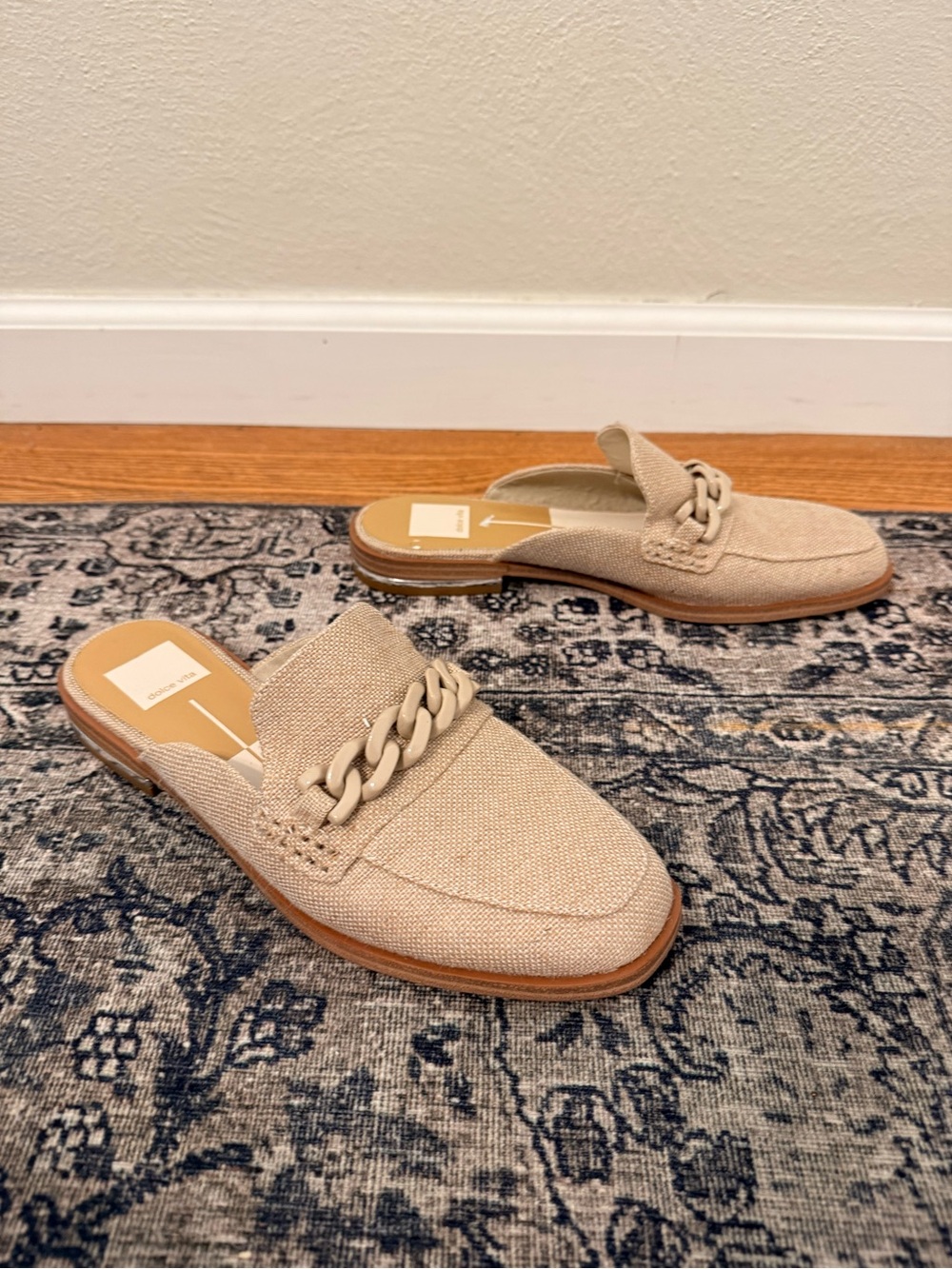 Dolce Vita Women’s 8 Pela Natural Flats Mules Neutral Tan Chainlink